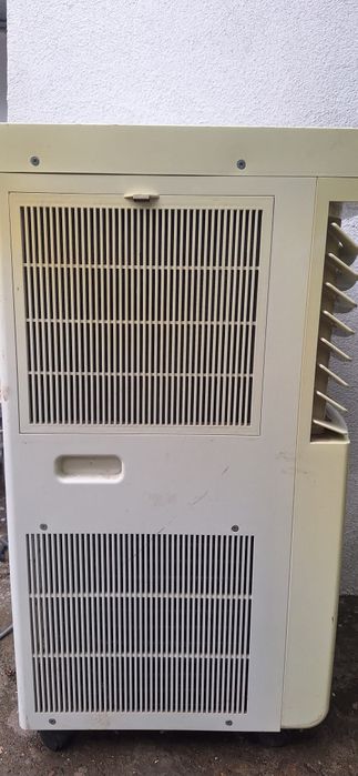 Vând aer conditionat portabil !!!