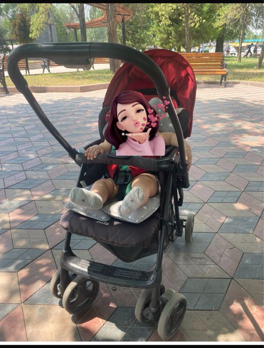 Продается коляска joie