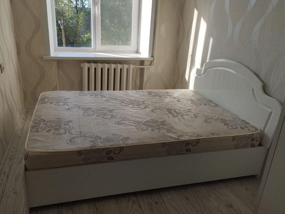 Продам кровать в хорошом состояние