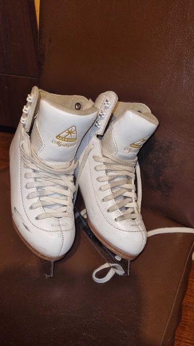 Patine artistic Jackson Mystique marime 29