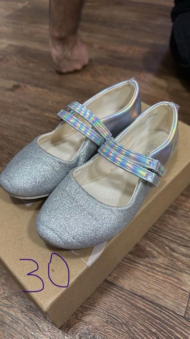 продам детские обуви