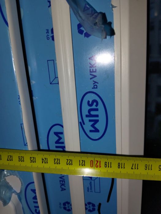 Срочно продам окно на балкон с дверью