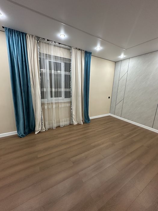 Шторы с тюлем продается срочно