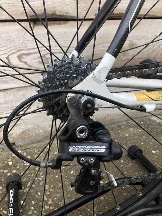 Cursiera Aluminiu+Carbon marime 57 / echipare Campagnolo Veloce 3x10