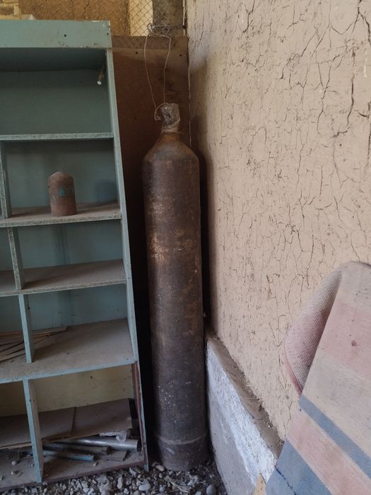 Продам кислородный баллон с редуктором