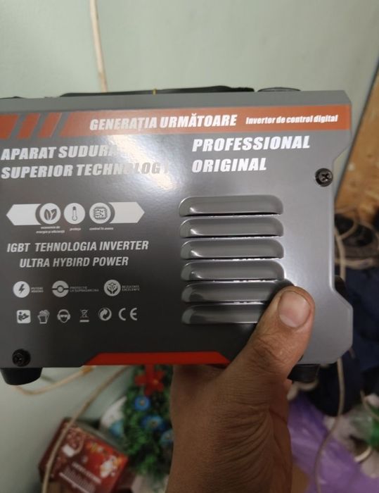SUPER OFERTA Aparat Sudură Invertor Profesional - Tehnologie IGBT Ultra Hybrid +PACHET ELECTROZI 5KG ,2,5 GROSIME