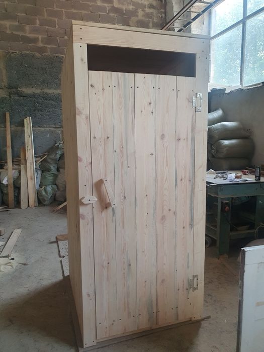 Туалет уличный  .