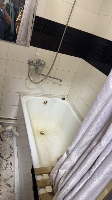 3 хоналик уй Ибн Сино 37 дом 9 кв сотилади