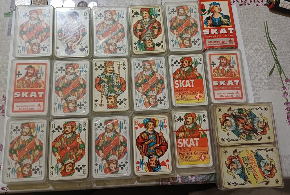 Seturi cărți de joc