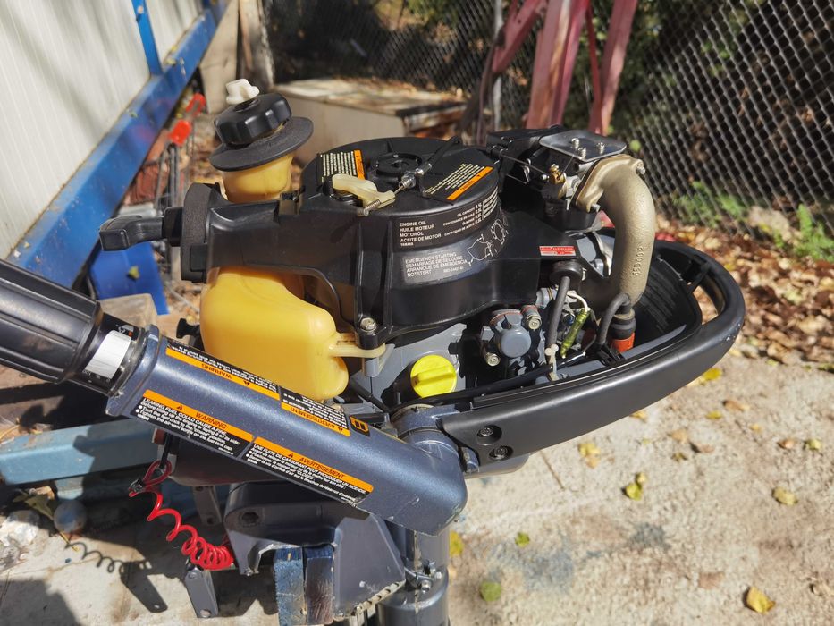 Извънбордови двигател марка-Yamaha F4