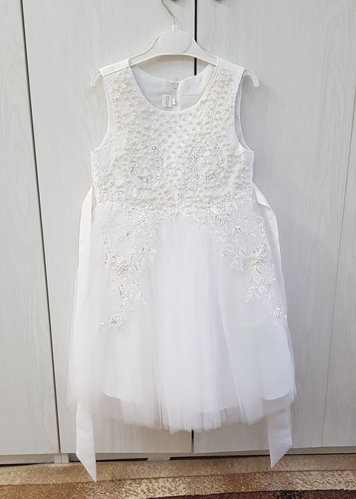 Платья нарядные на праздник