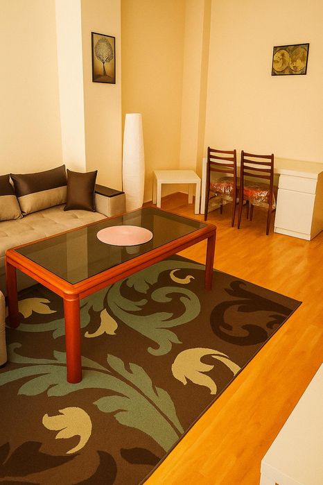 Дава се под наем Двустаен апартамент в София, Център - 75 кв.м за 600 € - Снимка #1