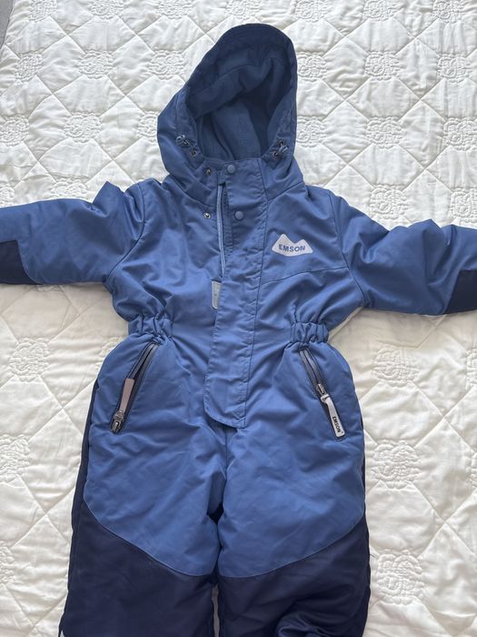 Продам детский комбинезон