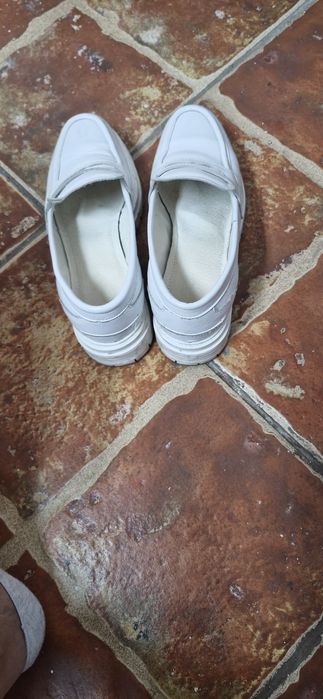 Pantofi dama piele naturala mărimea 38