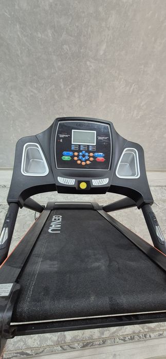 Беговая дорожка Genau TR50