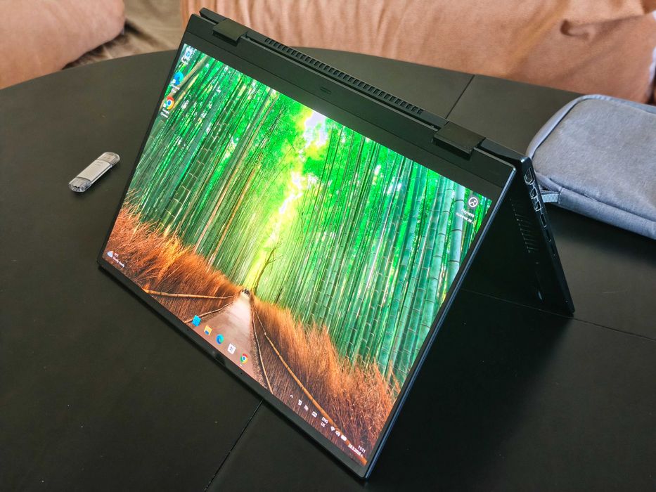 Лаптоп ASUS ZenBook 14 Flip UP5401 OLED, Intel® Core™ i5-12500H, 14", Touch, 2.8K, OLED, RAM 16GB, 512GB SSD, Intel® Iris® Xᵉ Graphics, Windows 11