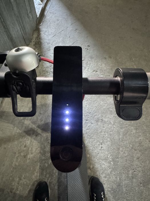 Самокат Xiaomi почти новый