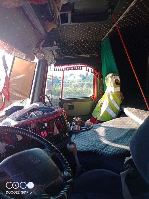 Продам самосвал хово