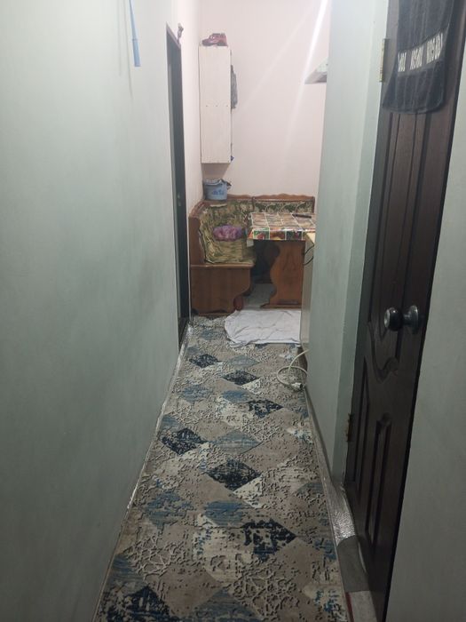 Uy sotiladi 1 xona 2 xona qilingan srochno