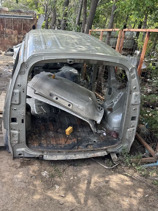 Разбор ларгус! Продам кузов Ларгус!