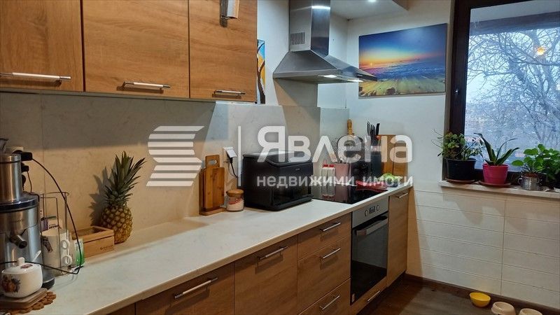 Самостоятелна еднофамилна къща в Царево