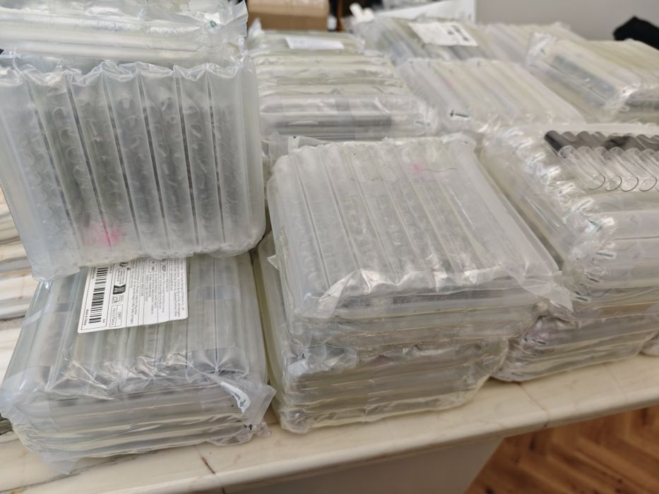 Стъклени шишенца за отливки на парфюми 3 и 5 ml