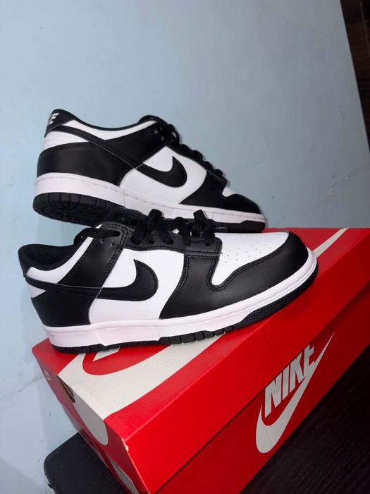 Продавам маратонки Nike Dunk Low