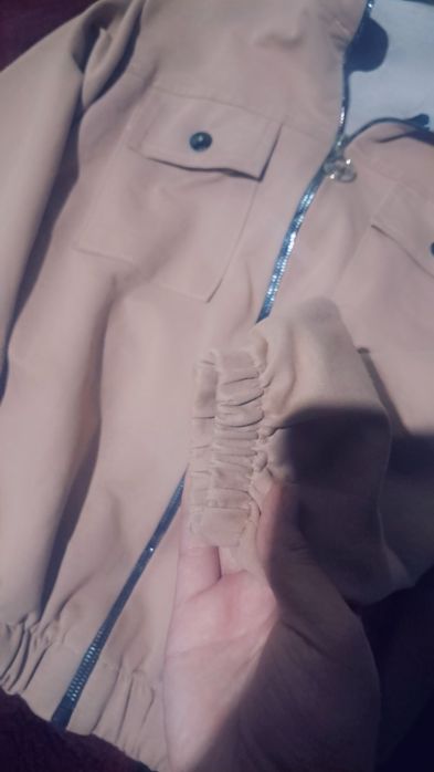 Kiyilgan lekin yangi qizlar spartifkasi