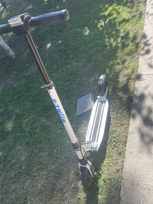 Trotineta electrica e-TWOW master