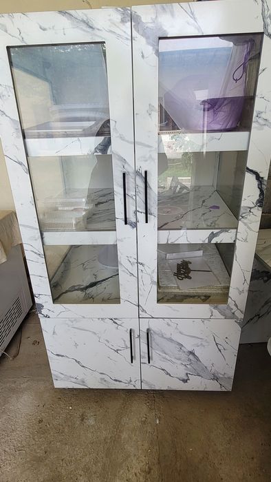 Шкаф 3етаж + пастига яна полка бор