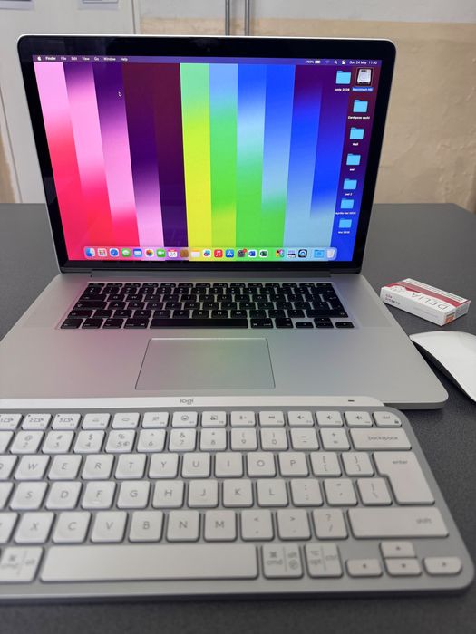  MacBook Pro 15” i7 16ram 2015 Retina