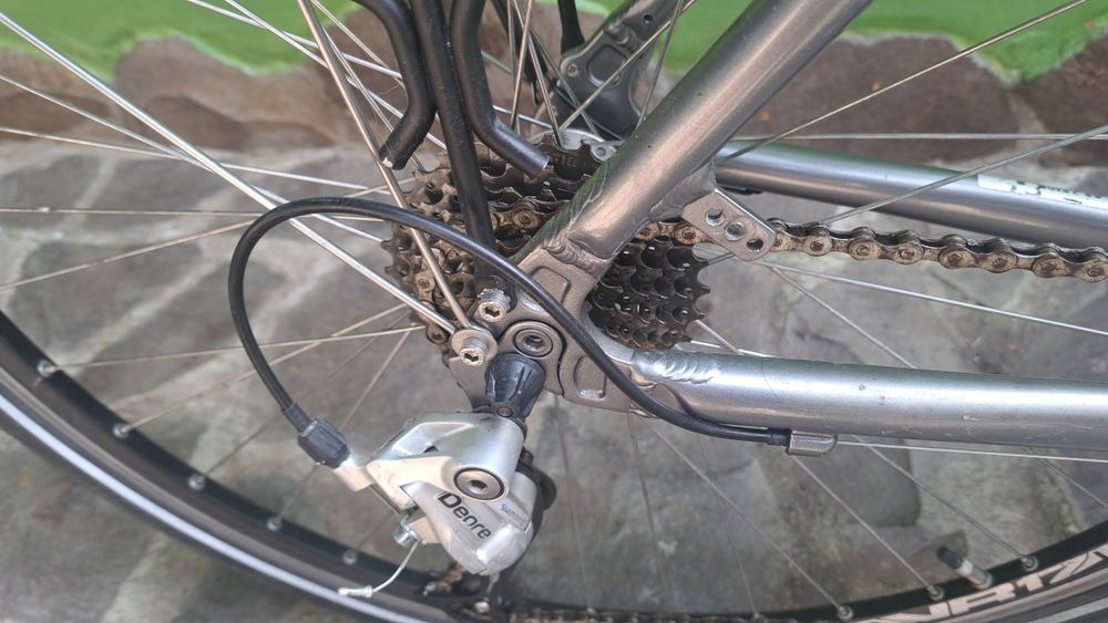 Vând bicicletă KTM roți 28