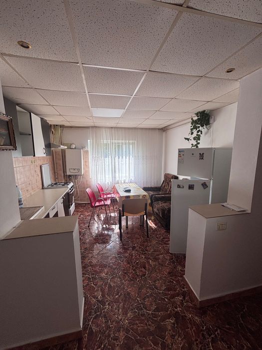 Apartament 3 camere - Stefan cel mare