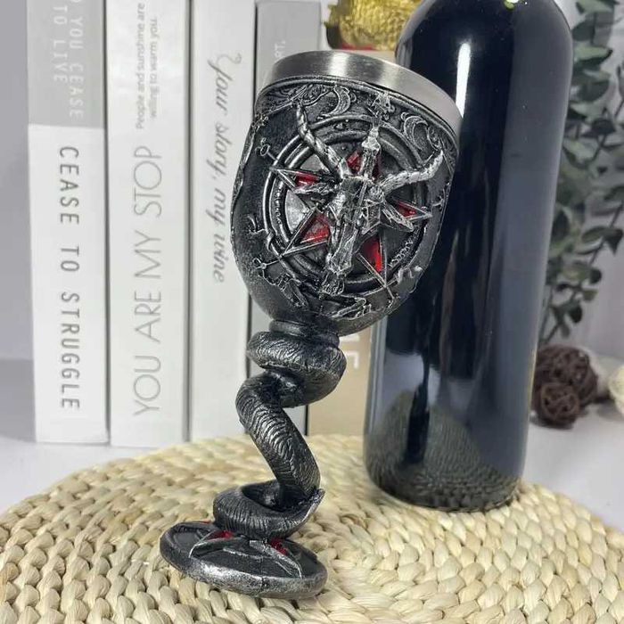 Нова 3D Чаша за Вино със Змия и Бафомет с пентаграм