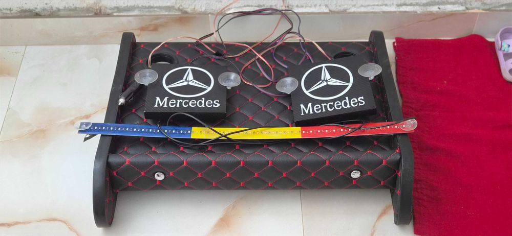 Măsuță sprinter/ placuțe iluminate Mercedes/ tricolor Romania.
