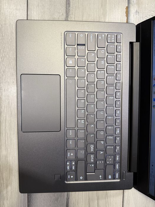 Lenovo ideapad 530 14ikb-i3 8130u/8гб/256м.2 nvme/подсветка