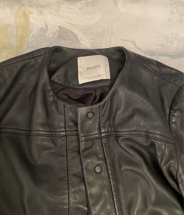 Красово кожено  яке Mango,естествета кожа,отлично състояние