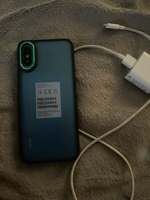 Продам телефон Redme