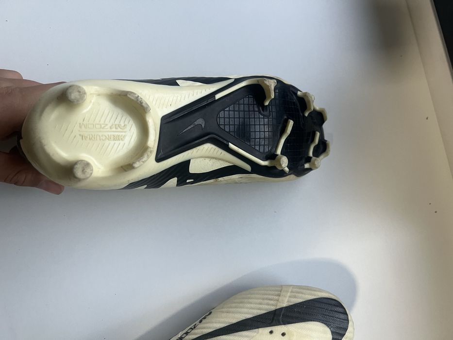 Ghetete de fotbal mercurial fara sireturi