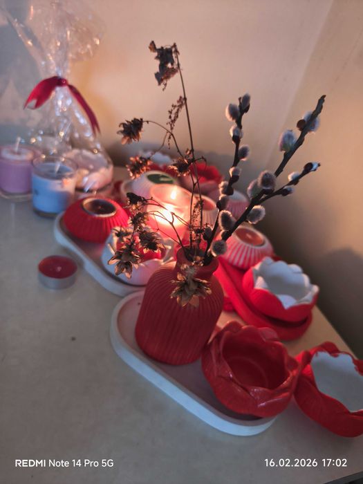 Set decorativ handmade lumânări + vază roșu alb
