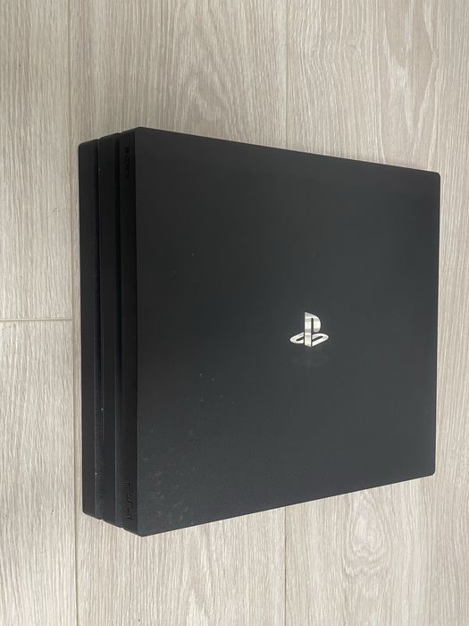 Vand PS4 PRO 1TB