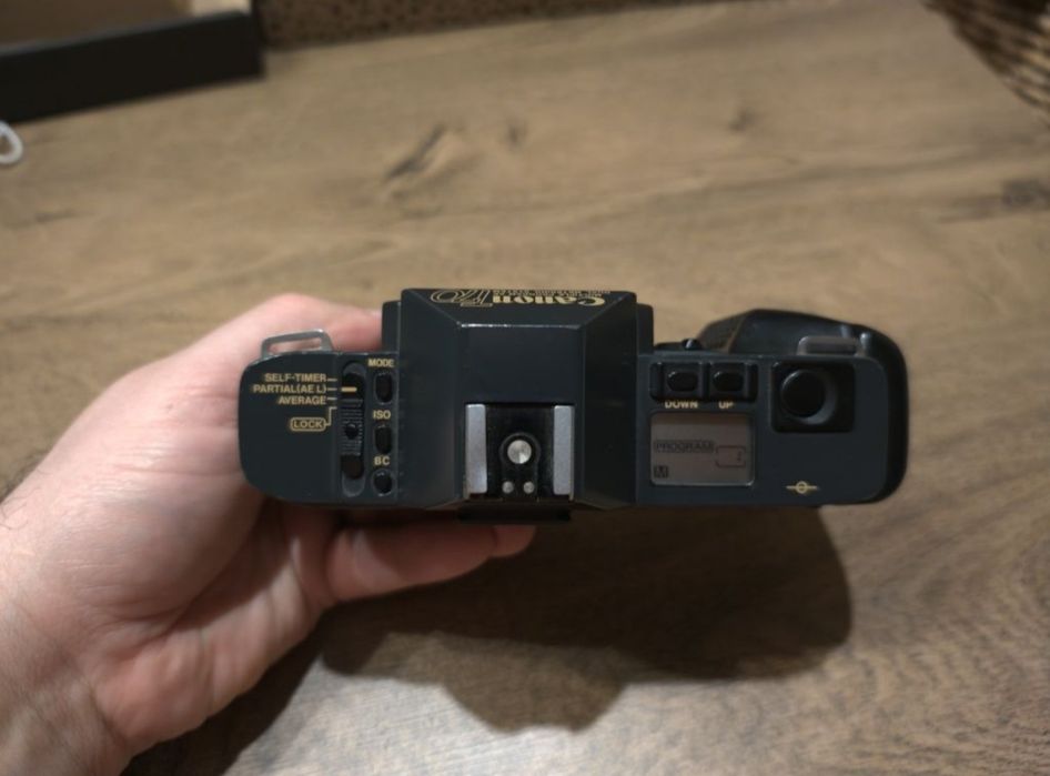 De vânzare aparat foto pe fim Canon T70 SLR
