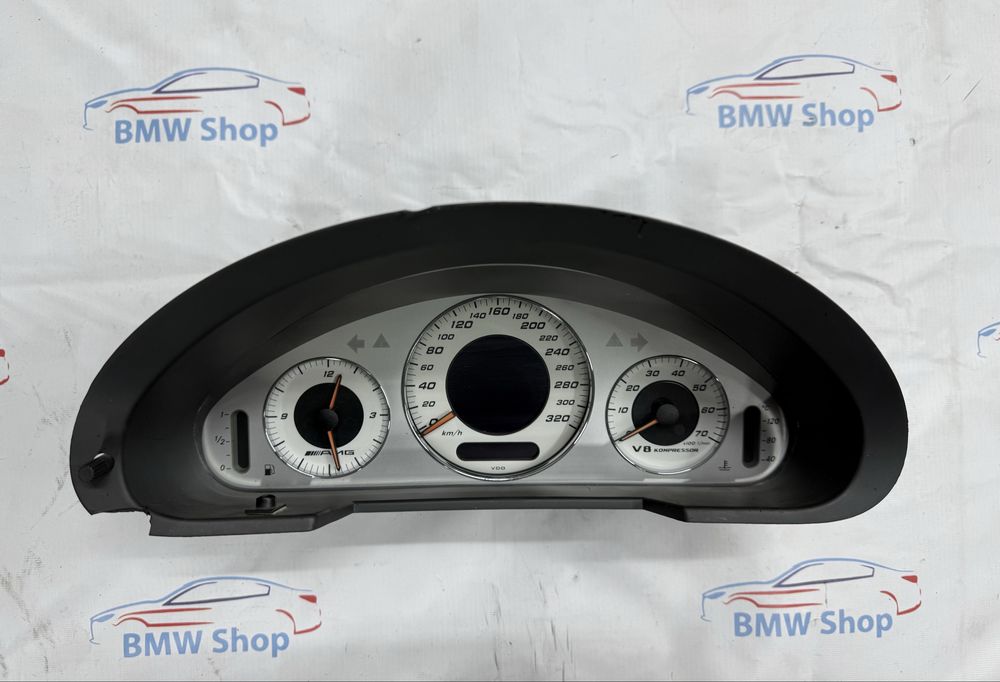Панель приборов Mercedes W211 AMG 5.5 compressor приборка щиток
