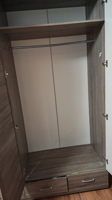 Продам шкаф  б/у за 12000