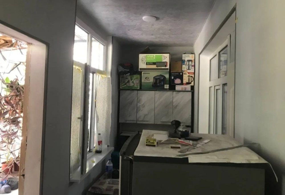 Юнусабад 12 квартал 2/1/4 (50²) продаётся квартира