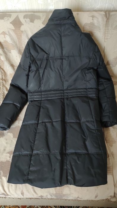 Пуховик черный базовый