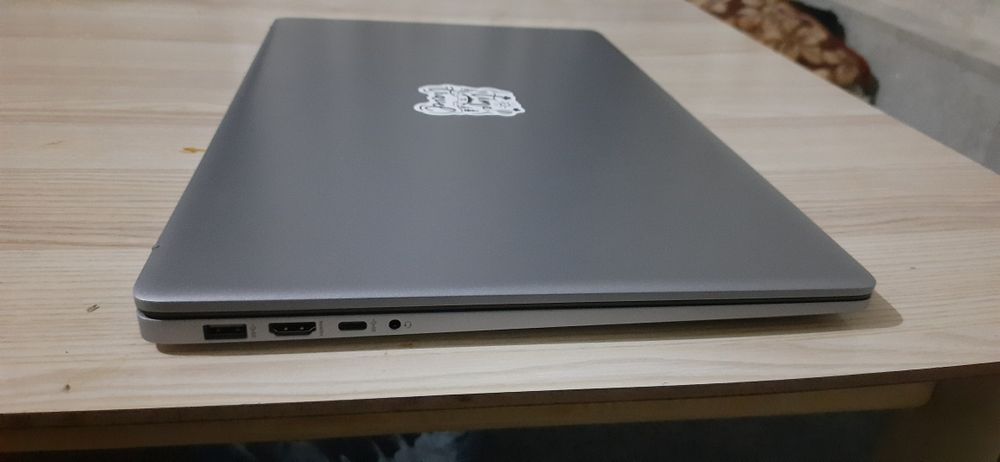 HP 470 G8 probook core i5-1135G7