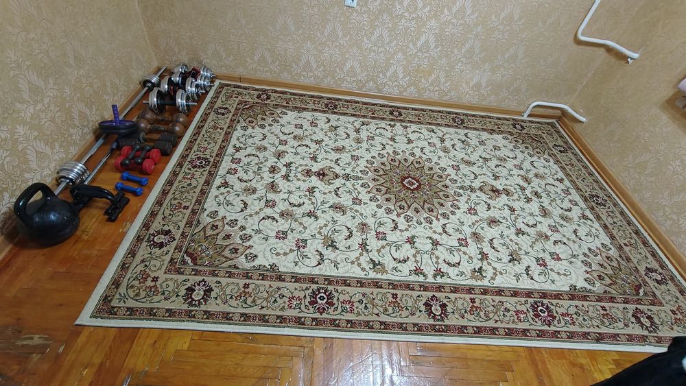 Продам ковер не дорого