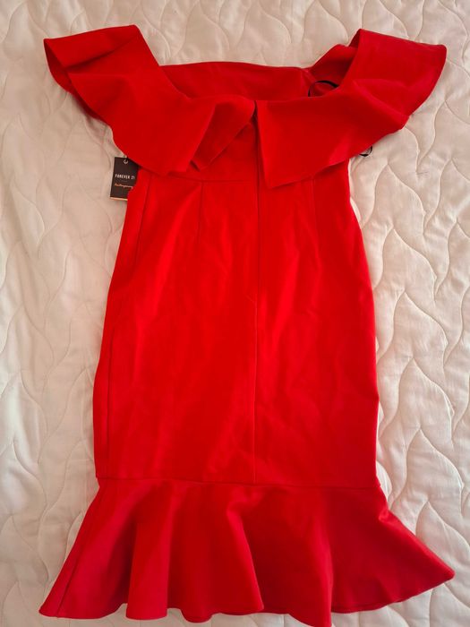 Нови официални рокли