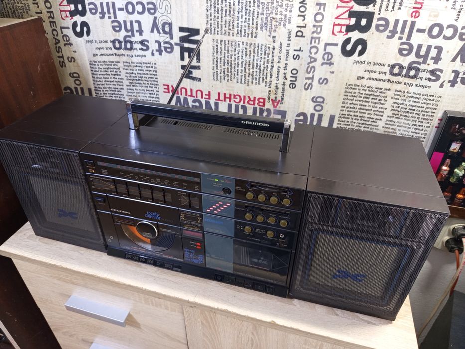 Касетофон "Grundig"Party Center 3100 CD